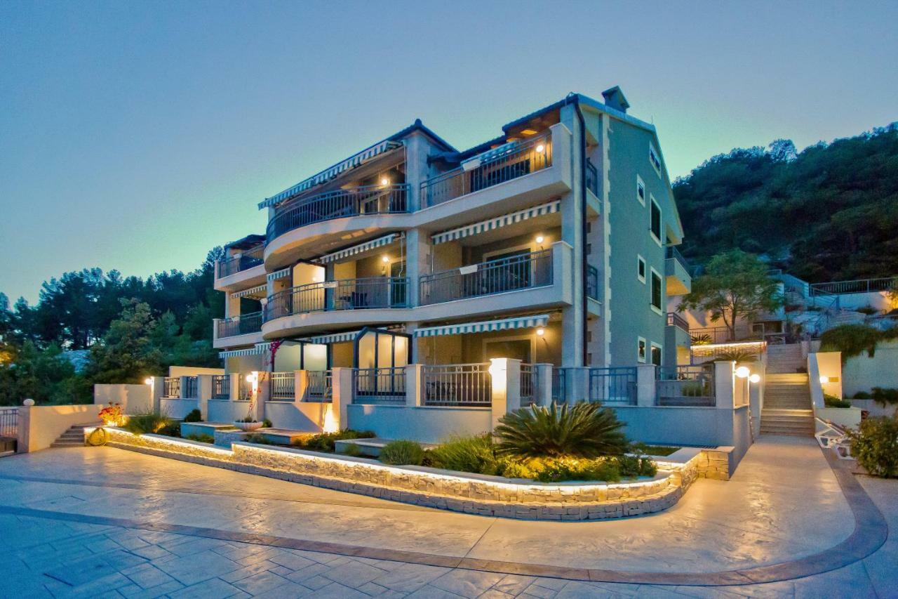 Island Hvar Seaside Villa Levanda With Beach, Pool & Seaview Χβαρ Εξωτερικό φωτογραφία