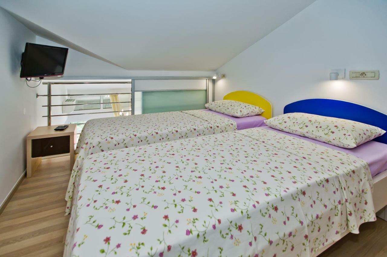 Island Hvar Seaside Villa Levanda With Beach, Pool & Seaview Χβαρ Εξωτερικό φωτογραφία